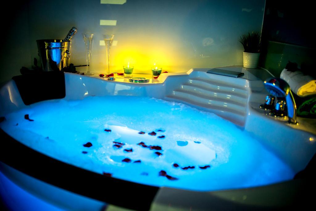 Jacuzzi Apartment Zen Krakow Ngoại thất bức ảnh